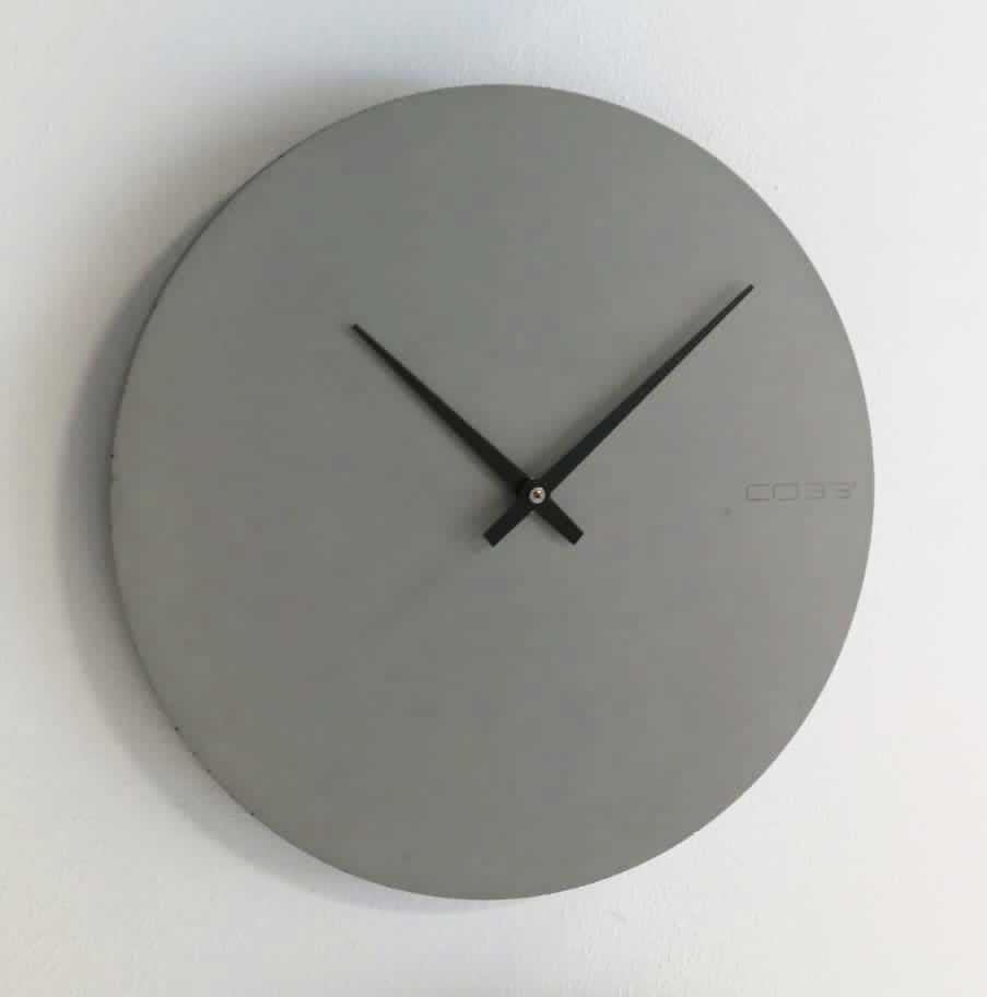 uhr-wanduhr-design-modern-beton-grau-natur-nachhaltig-co33-betonmoebel