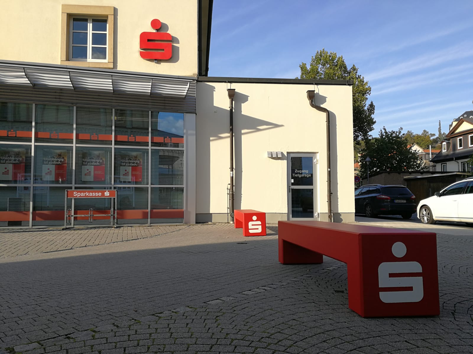 betonbank-sparkasse-rudolstadt-co33-betonmoebel