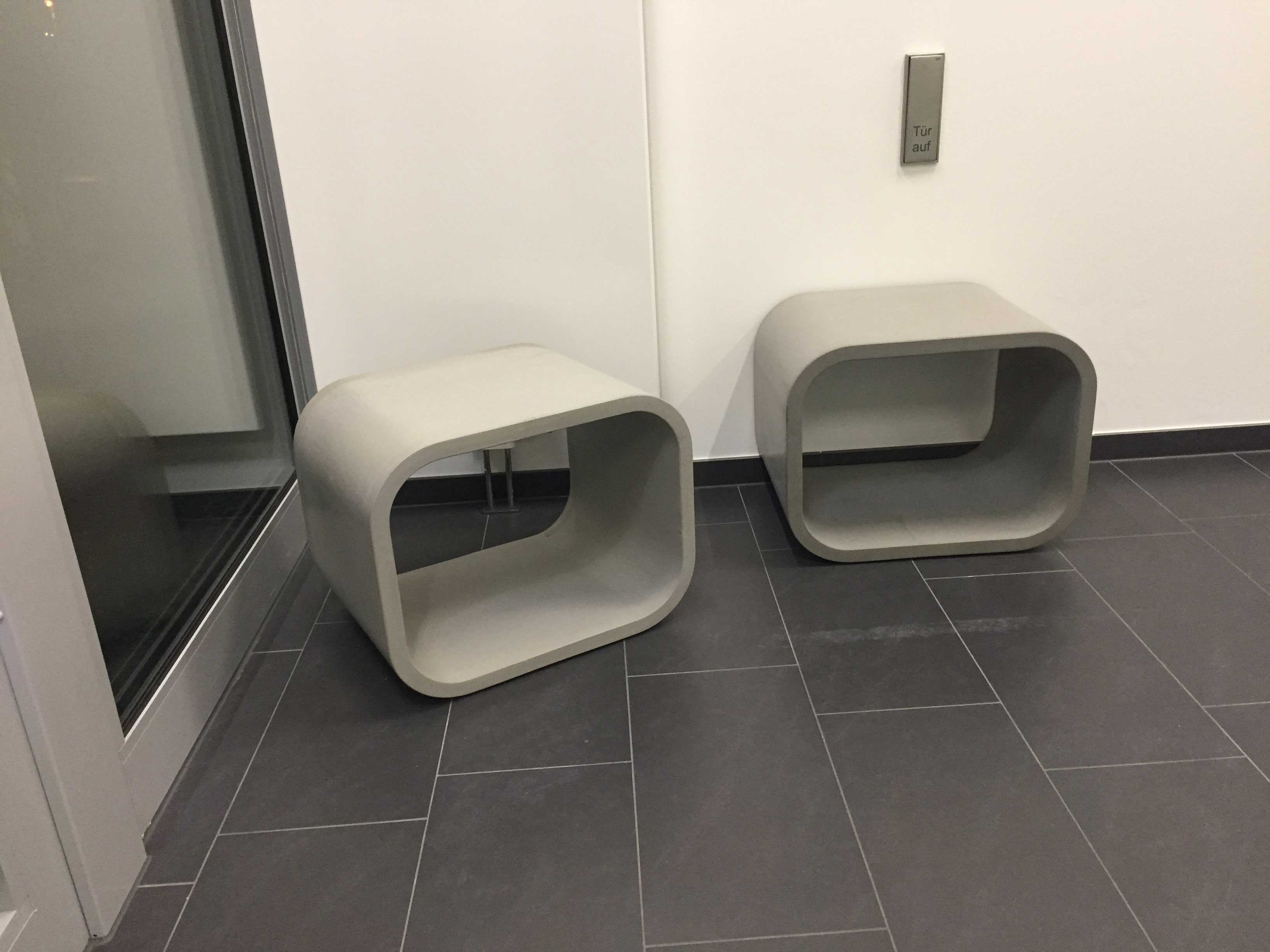 Schicke Brandschutzmöbel aus Beton für ein Büro in Greifswald CO33 Moderne Brandschutzmöbel Betonbank aus echtem Beton